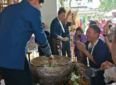 สืบสานป๋าเวณีปี๋ใหม่เมือง สระเกล้าดำหัว ป้อเมืองเจียงใหม่ พารามิเตอร์รูปภาพ 2