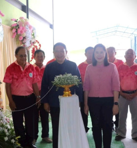 พิธีเปิดป้ายอาคารรวบรวมผลผลิตทางการเกษตรสหกรณ์ผู้ปลูกมันฝรั่งเชียงใหม่ จำกัด ... พารามิเตอร์รูปภาพ 1