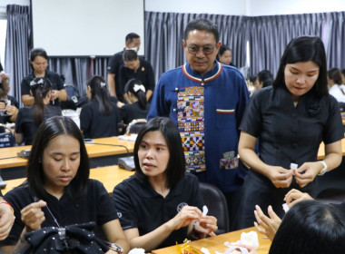 ประดิษฐ์ “ดอกไม้จันทน์ (ดอกชบาทิพย์)” พารามิเตอร์รูปภาพ 2