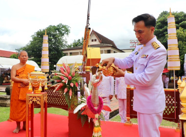 พิธีเจริญพระพุทธมนต์สมโภชพระมหาธาตุเจดีย์และพิธีถวายน้ำสรงพระราชทาน เพื่อเฉลิมพระเกียรติ และถวายเป็นพระราชกุศล ... พารามิเตอร์รูปภาพ 1