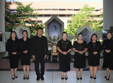 ร่วมลงนามถวายอาลัย สมเด็จพระนางเจ้าสิริกิติ์ ... พารามิเตอร์รูปภาพ 3