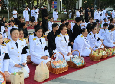 ธีทำบุญตักบาตรพระสงฆ์ สามเณร 93 รูป ในวาระสัตตมวาร (7 วัน) ... พารามิเตอร์รูปภาพ 2